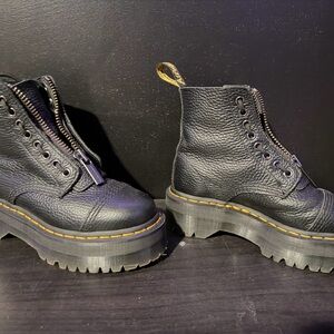 Dr. Marten Sinclair Leather Platform Boots